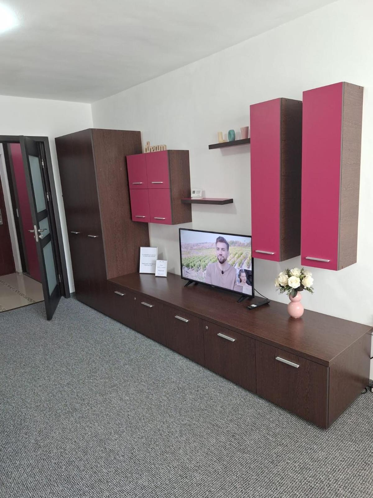 Onyx - Radiance Apartment Brasov